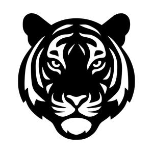 Puede incluir: Una ilustración gráfica en blanco y negro de alto contraste de una cabeza de tigre mirando al frente. El diseño presenta formas negras audaces y espacios en blanco para definir las rayas faciales, orejas, ojos intensos y bigotes.