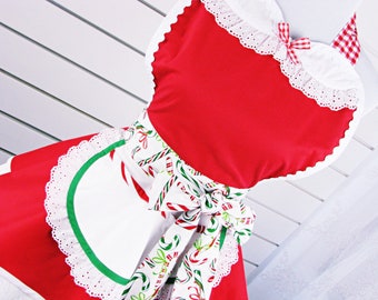 Womens Mrs Claus Holiday Christmas Apron