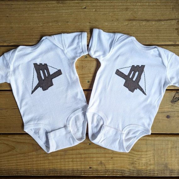 Brooklyn Bridge TWIN baby Onesies®, set of 2 baby bodysuits, Great Shower gift for TWINS or different sizes for siblings