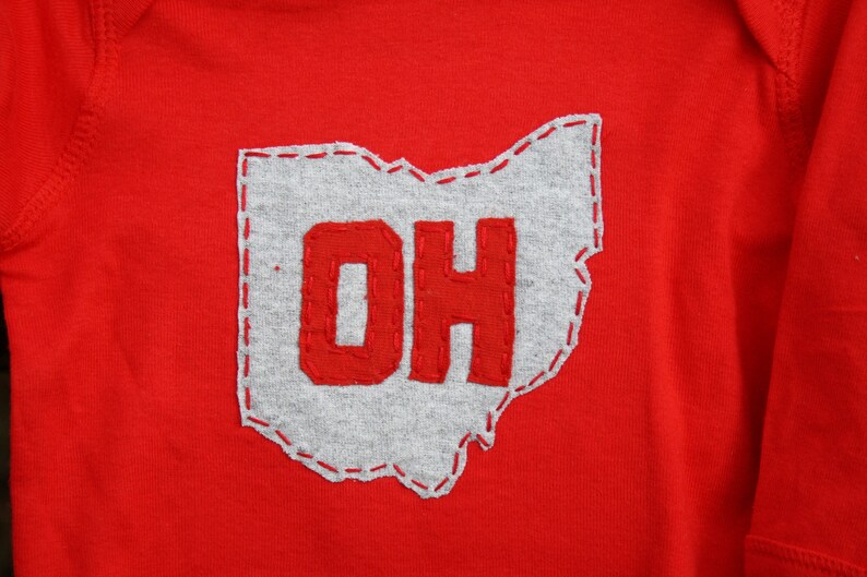 Red OH-IO Twin set bodysuits for twins or great image 2