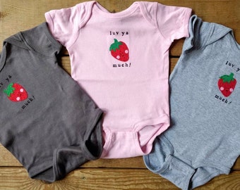 Funny baby Onesie® "Love ya (berry) much!", cute strawberry one piece, fun and unique baby shower gift, baby bodysuit, baby gift, berry baby