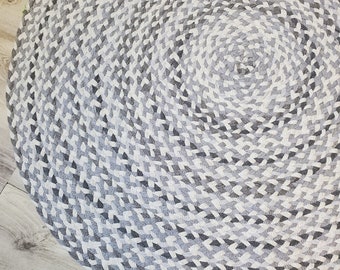 46" multi gray braided rug
