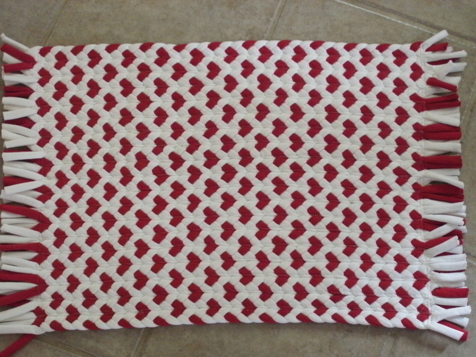 16x20 Red Heart Rug Made From Recycled T Shirts Green at Heart Etsy
