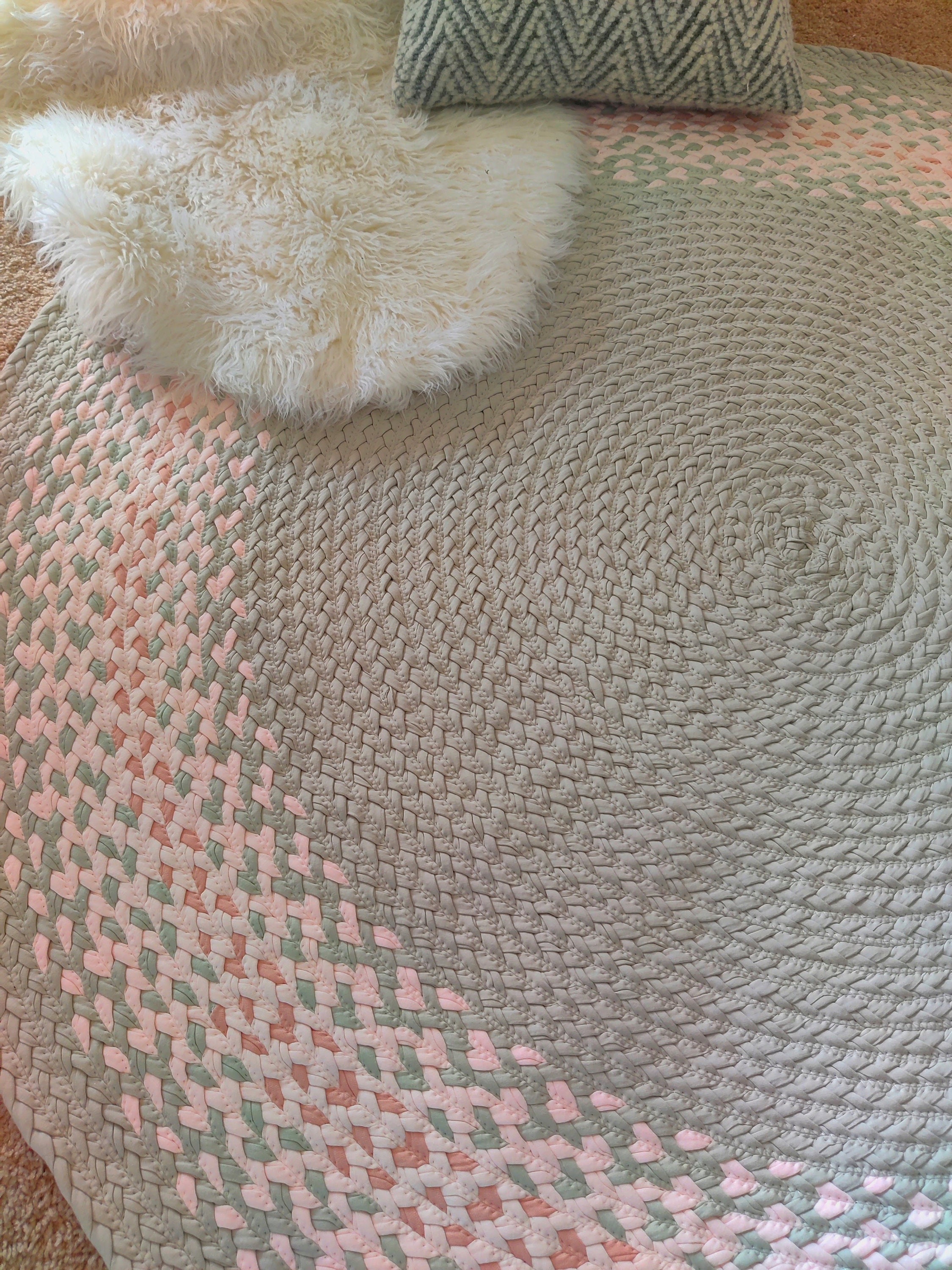 52 Sable et Rose, Le Est Tapis Tressé Bio à Partir de T-Shirts en Coton Faits La Main Aux Usa