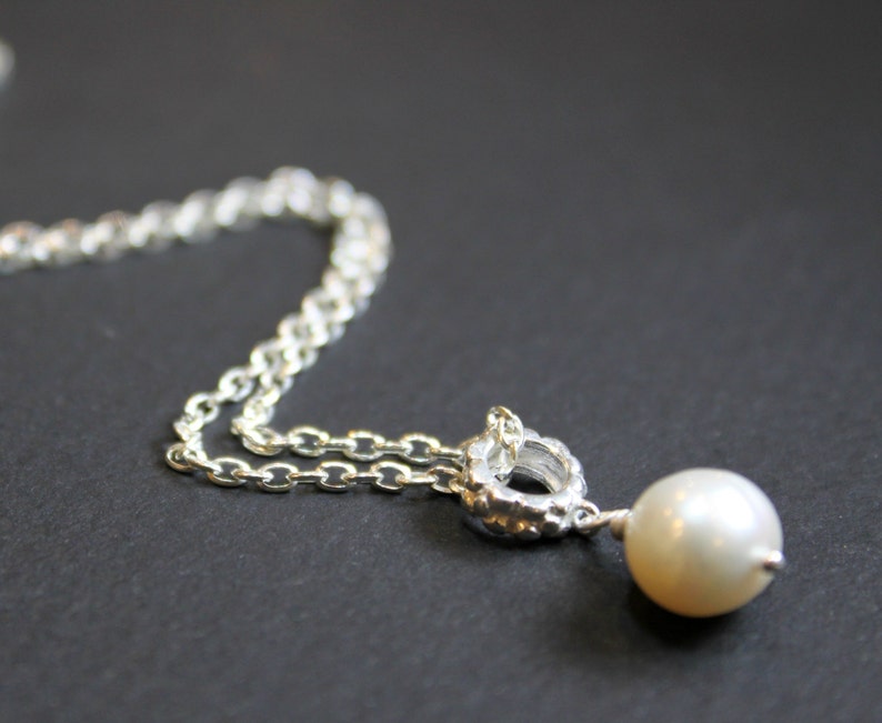 pearl necklace wedding gift