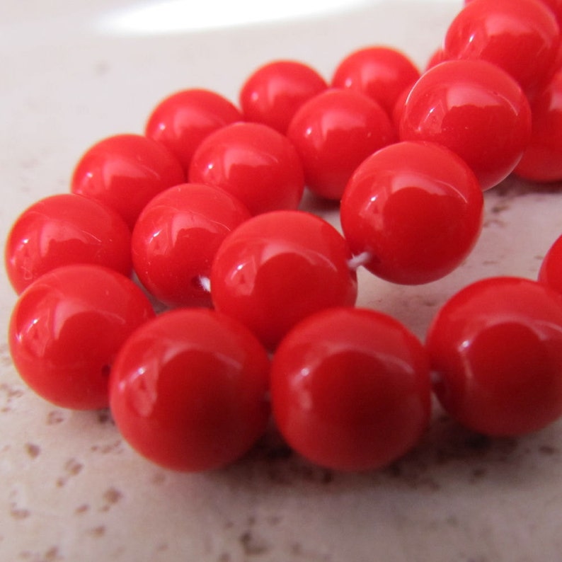 Czech Glass Beads 8mm Sparkling Smooth Opaque Scarlet Red Rounds 12 Pieces image 3