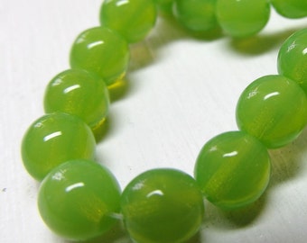 Czech Glass Beads 6mm Pea Green Smooth Opaque Rounds - 30 Pieces