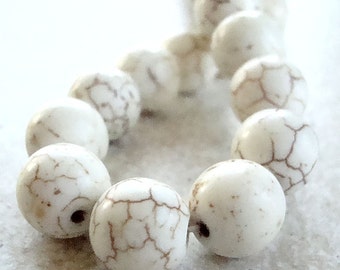 Turquoise Beads 8mm Natural Bleached White Smooth Rounds - 12 Pieces