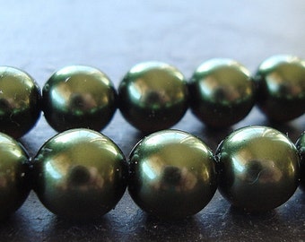 Czech Glass Beads 8mm Forest Green Pearl Finish Smooth Rounds - 8 Pieces