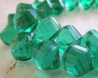 Kelly Green Quartz Faceted Twist Teardrop Beads 10 X 8mm - 8 inch Strand Irish Shamrock Green Twisted Teardrops Gemstone Briolettes