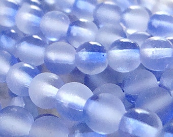 Perle di vetro pressato ceco, rotonde con un diametro di 3mm 4mm 6mm 8mm, White Opaque. Totale di 275 perle. Set 1CRP 402 (3RP020 4RP018 6RP012 8RP002