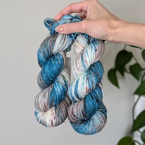 Hand Dyed Yarn - Zita | Sock, Sport, DK, Worsted and Bulky Variegated Yarn | Blue and Speckled Dyed Merino Yarn for Knitting and Crochet