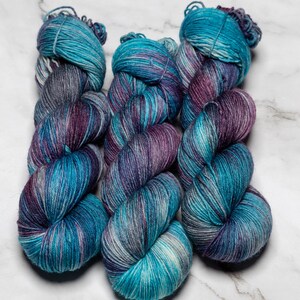 Hand Dyed Yarn Leta Variegated Yarn Fingering Weight Superwash Merino Worsted Yarn Knitting Yarn Sweater Yarn DK Weight image 3