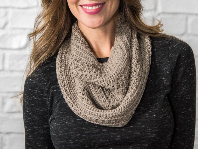 Crochet cowl pattern, crochet, cowl, pattern, easy cowl, one skein, PDF pattern, image 1