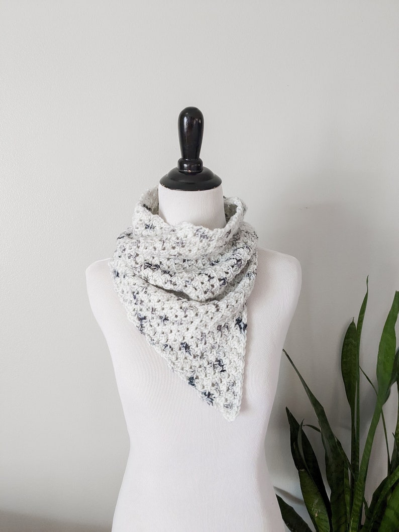 Crochet Cowl Pattern Pdf Cowl Crochet Pattern Instant Download Crochet Cowl Crochet Triangle Cowl Pattern Womans Cowl Pattern image 2