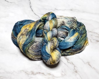 Hand Dyed Yarn Daisy Blues | Variegated Yarn | Fingering Weight | Superwash Merino | Worsted Yarn | Knitting Yarn | Sweater Yarn | DK Weight