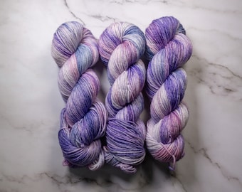 Hand Dyed Yarn - Mia | Variegated Yarn  | Superwash Merino | Worsted Yarn | Knitting Yarn | Sweater Yarn | DK Weight yarn
