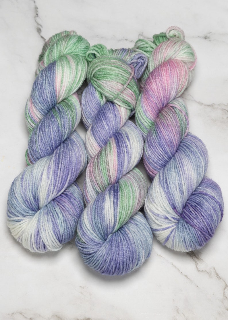 Hand Dyed Yarn Mae Variegated Yarn Fingering Weight Superwash Merino Worsted Yarn Knitting Yarn Sweater Yarn DK Weight image 5