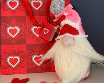 Gnome is Where the Heart Is - Valentines Gnome