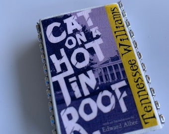 MatchBOOK Earrings - Cat on a Hot Tin Roof