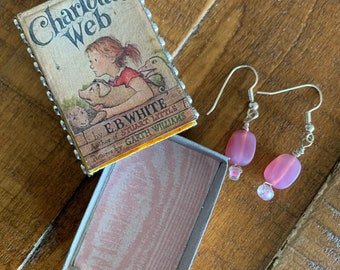 MatchBOOK Earrings - Charlotte’s Web