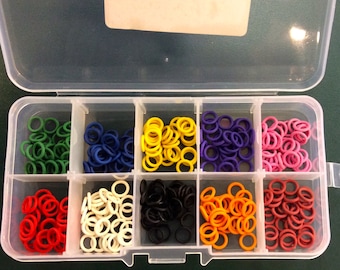 Complete set of Small Stitch Markers! 10 different colors! 300 Stitch Markers!! Comes in plastic storage box! 5mm OD