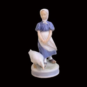 Vintage Royal Copenhagen Goose Girl 1962