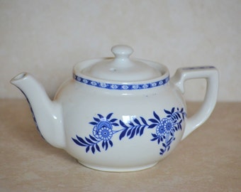 Vintage Blue Onion Teapot by Sterling China 1981 July-Sept