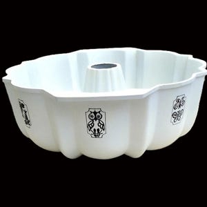 Vintage Nordic Ware Bundt Pan 1990s