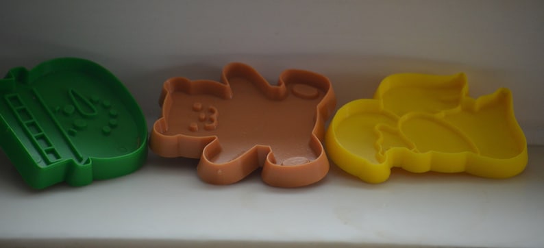 Angel and Bear Imprint Cutters 70s80s Hallmark Christmas Cookie Cutters Snowman