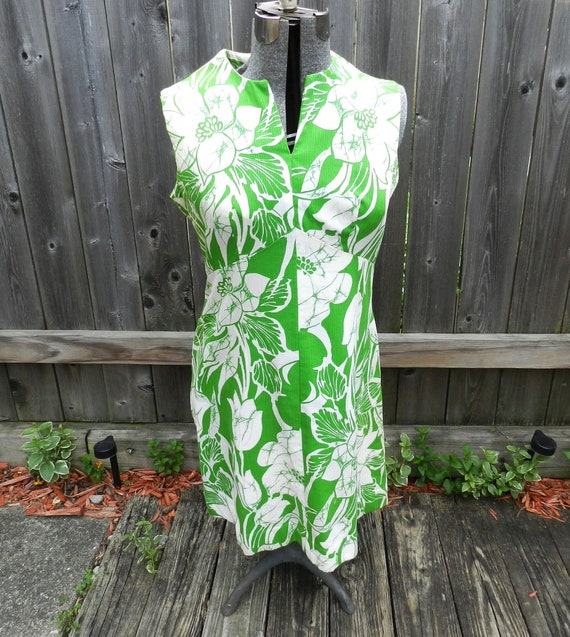 Vintage Green Floral Dress by Liberty Circle 1970s