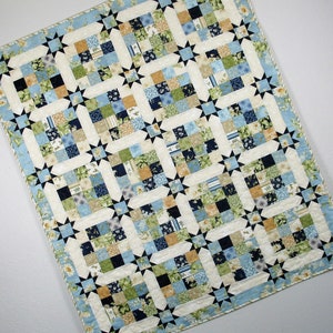 Sixteen Patch Star - Easy PDF Quilt Pattern - Sizes Include Table Topper, Lap, Baby, Throw, Twin and Queen - Great Stash Buster