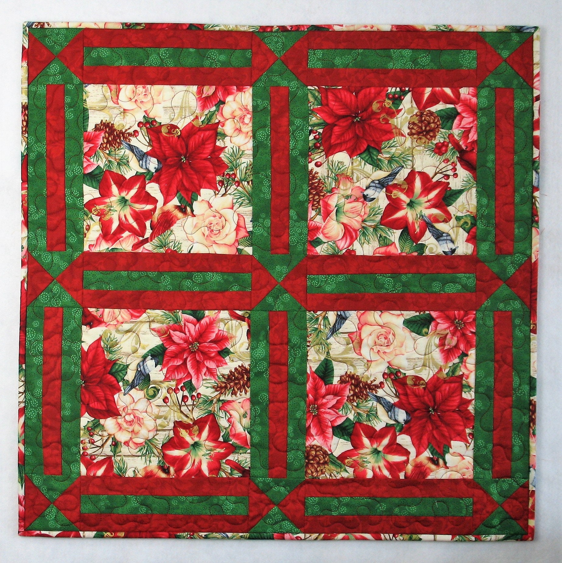 Twisted Log Cabin Poinsettia Table Runner Pattern, Table Runner
