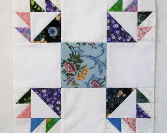 Ducks Foot in the Mud Quilt Block Pattern - PDF Quilt Pattern - Bear Paw Variation - 13.5 inch block