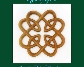 Celtic Knot of Fatherhood wood carving Shield Knot Design wall hanging Father’s Day gift New Dad Protective Power of Father