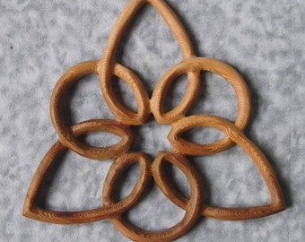 Kingdom of Heaven Celtic Wood Carving Triquetra Knot Variation Six Pointed Star of David Wall Art Celtic Goddess Christian Trinity Jewish