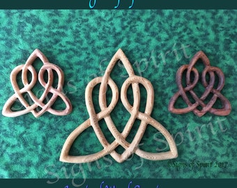 Celtic Heart Love Knot|Triquetra of Everlasting Love|Wood Carved Wedding-Fifth Anniversary Gift-Irish Scottish Gaelic Themed home decor