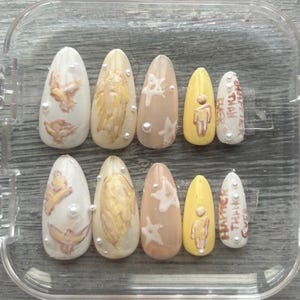 Goldwing Nail Set | Billie Eilish HMHAS Tour | Handmade | Press on nails | Nail art | Aesthetic nails | Nail set | Customisable