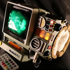 Pip-Boy 2000 Mk VI 76v2 by MEMprops