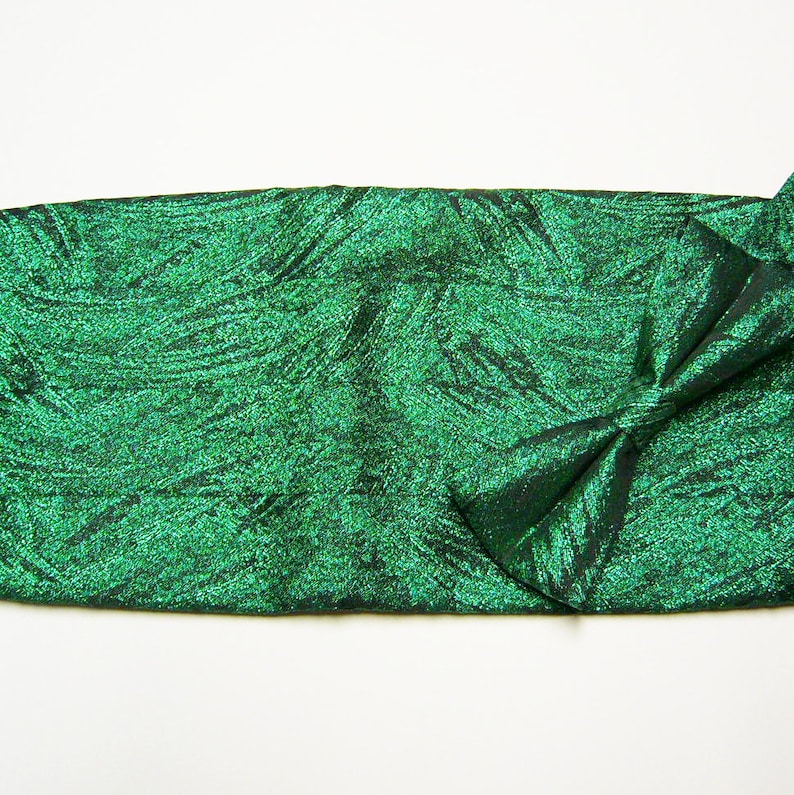 Vintage Metallic Green Cummerbund /& Matching Bow Tie Set Abstract Jungle Pattern Adjustable