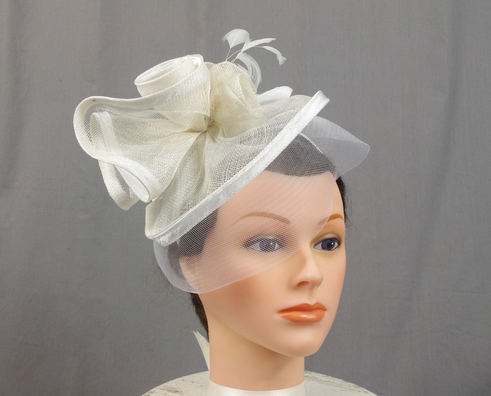 Cream Fascinator Bridal Fascinator Sinamay Fascinator Cream Etsy