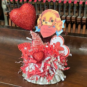 Kitschy Valentine Dog Decoration: Retro Red Heart Table Decor