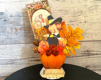 Vintage Thanksgiving Pilgrim Decor: Flocked Pumpkin & Tart Tin