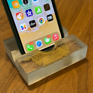 Golden Cosmic Bloom Groove Resin iPhone Stand, Smartphone Stand, Zoom ...