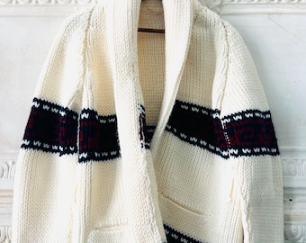 Vintage Stunning Handmade Cable Knit Shawl Cardigan Top White Blue Red SM Unisex