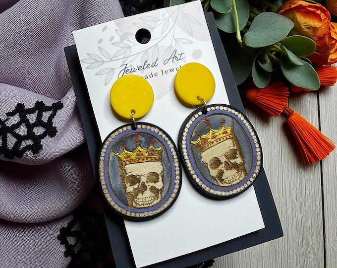 Hand-Painted Crowned Skull Wood Earrings – Spooky Season
