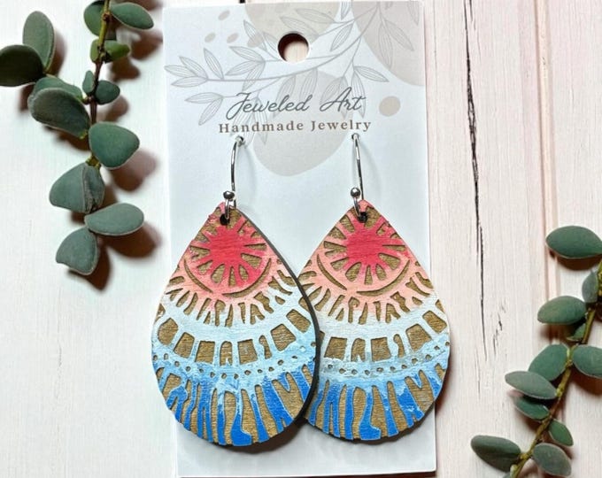 Hand-Painted Sunburst Ombre Tie Dye Wood Earrings – Americana