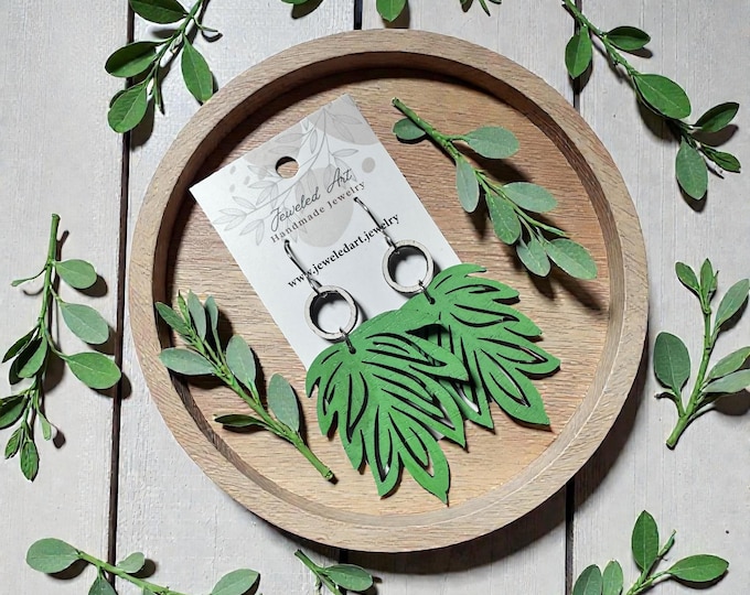 Green Leaf Wood Dangle Earrings – Botanical Style