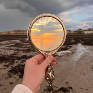 Miroir à main anglais ancien