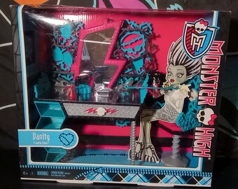 Mattel Monster High Frankie Stein Vanity playset in box (mild damage)